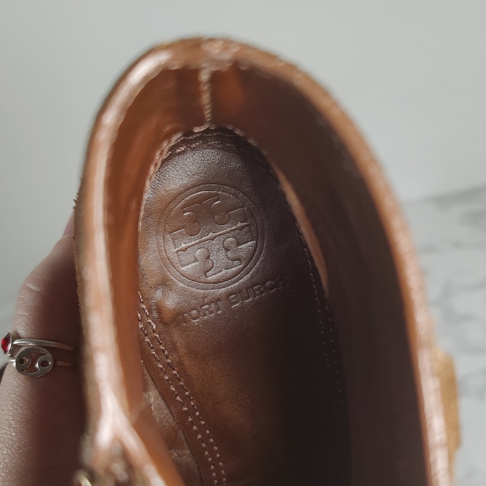 Tory Burch Sofia Lug Sole Booties Brown Suede Size 6 - Picture 11 of 16